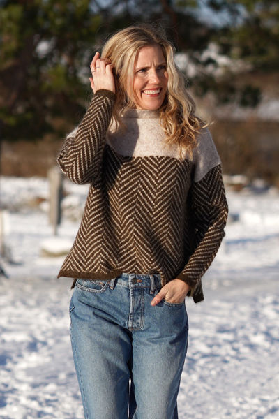 Tamara® | Two-tone cotton turtleneck sweater