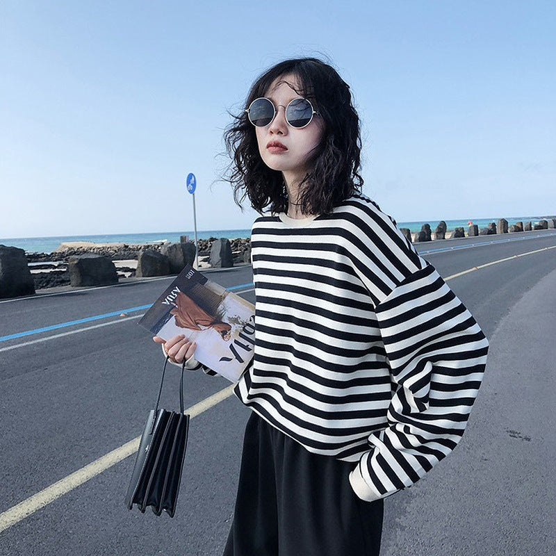 Wendy® | Retro striped blouse with long sleeves