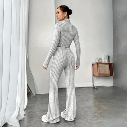 Aida® | Luxurious two-piece women's suit made of ribbed knit