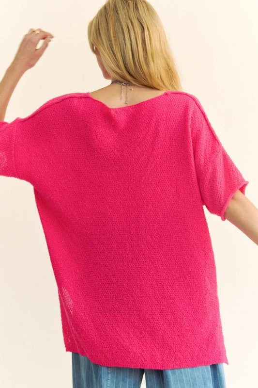 Pearl® | Half-sleeved knitted top with side slit and round neckline