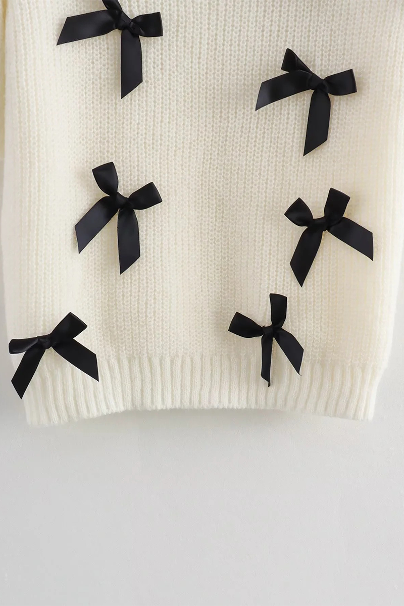 Penélope® | Casual patchwork contrast O-neck sweater with bow