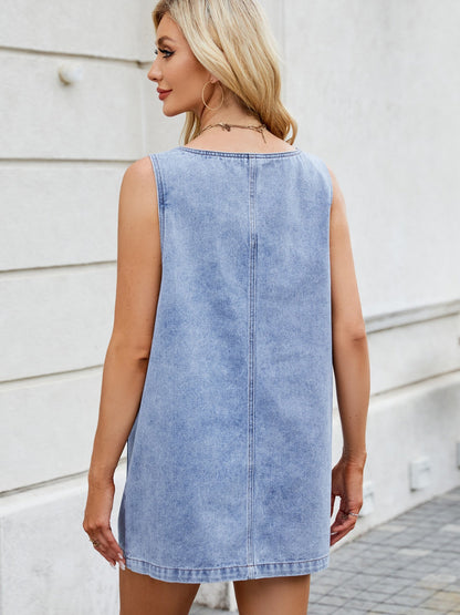 Penélope® | Denim dress with a scoop neckline and wide straps