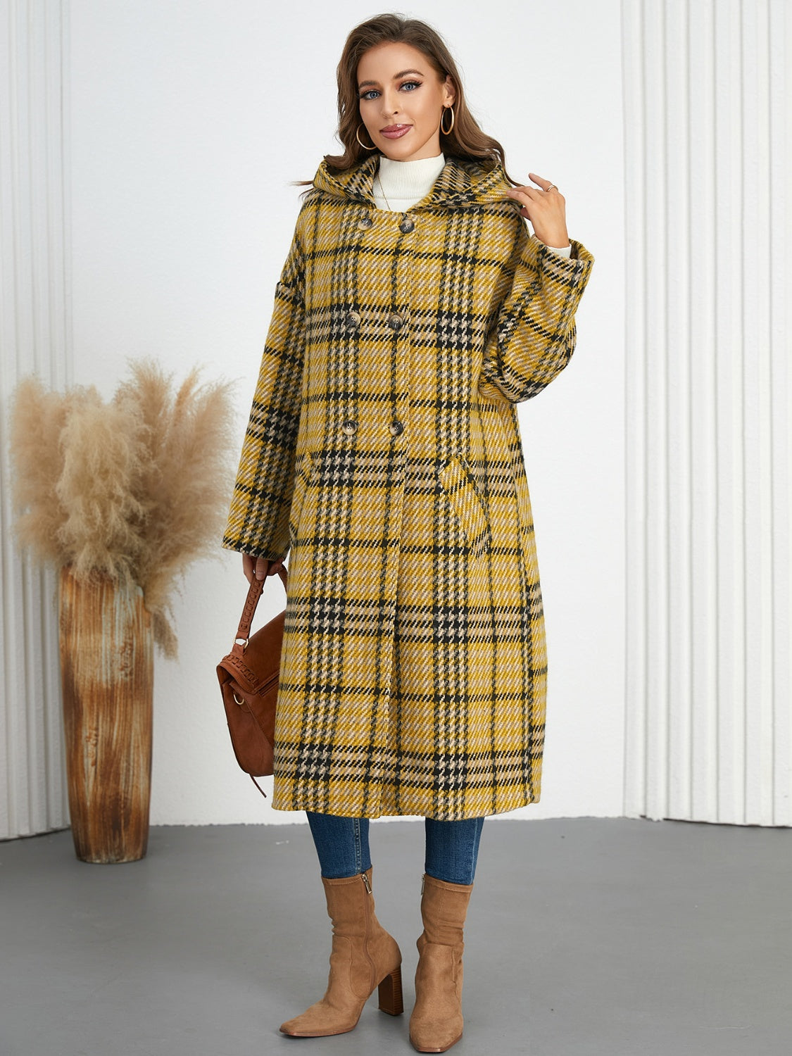 Abigail® | Checked double breasted long sleeve coat