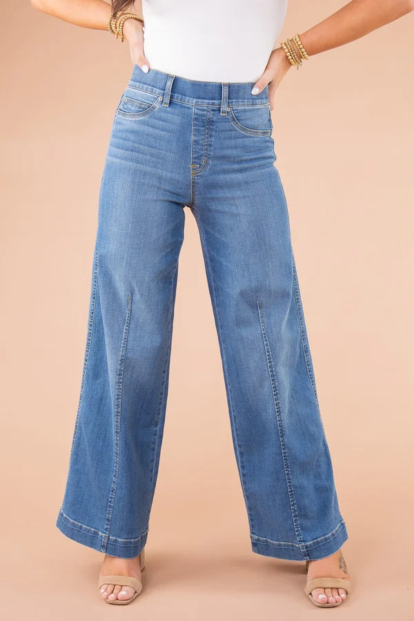 Zulema® | Flared high waisted jeans