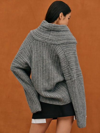 Pilar® | Oversized knit sweater with a high V-neck