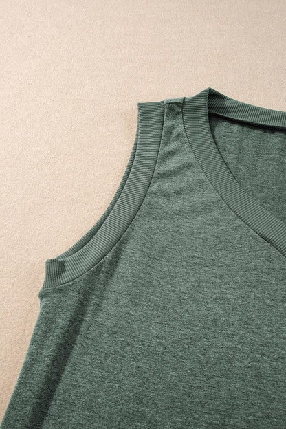 Yoselin® | Ribbed V-neck tank top