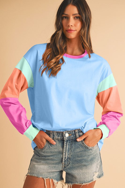 Adriana® | Loose fit top with color block sleeves