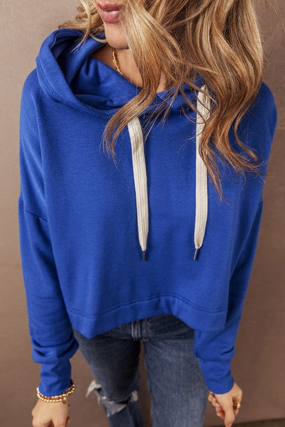 Tamar® | Short hoodie with low shoulders and drawstring