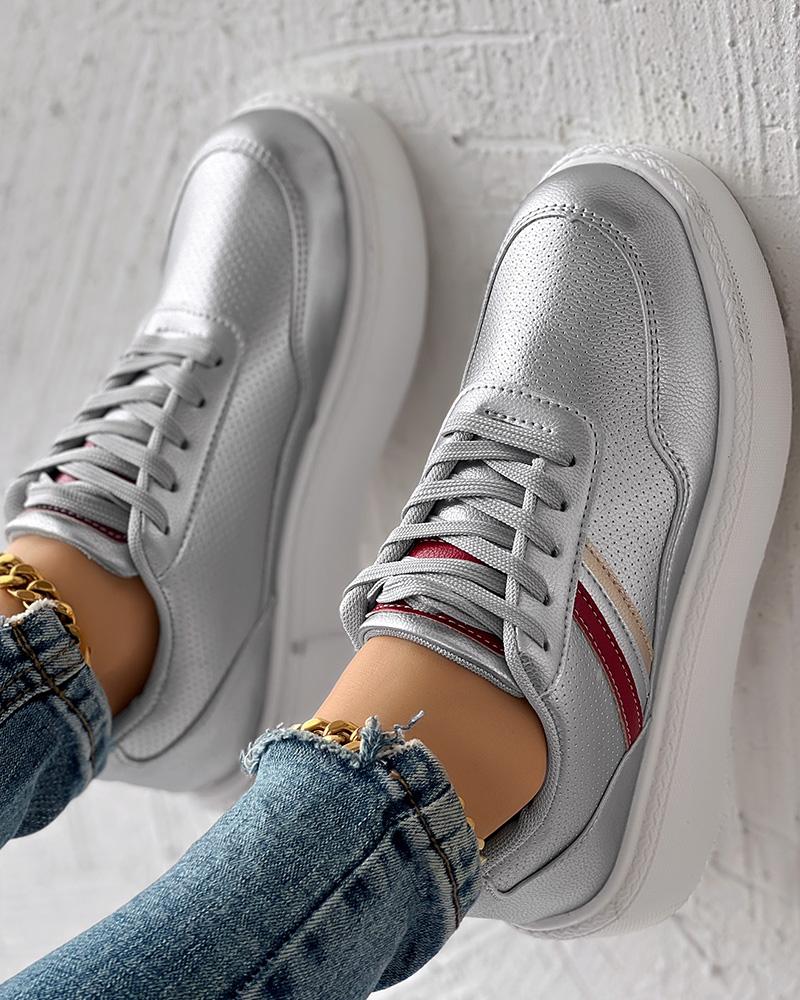 Yara® | Elegant and detailed supportive sneakers