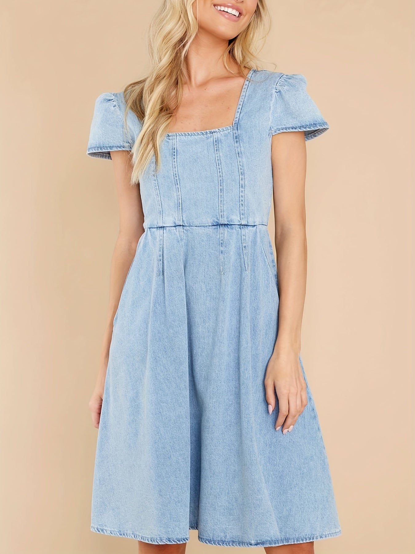 Pilar® | Blue denim dress with a square neckline