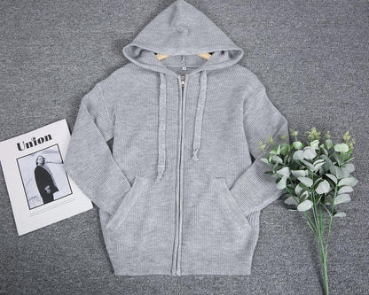 Tatiana® | Hoodie with side pockets and front zip