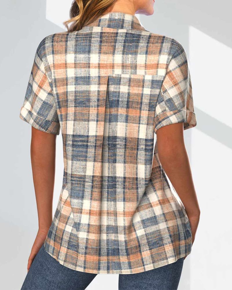 Stella® | Short-sleeved blouse with checked print and button