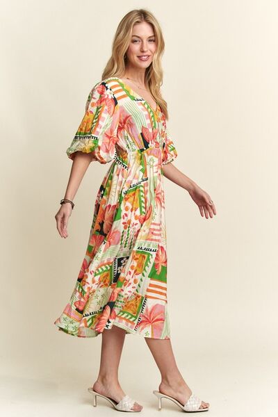 Tamara® | Floral midi dress with V-neck and puff sleeves