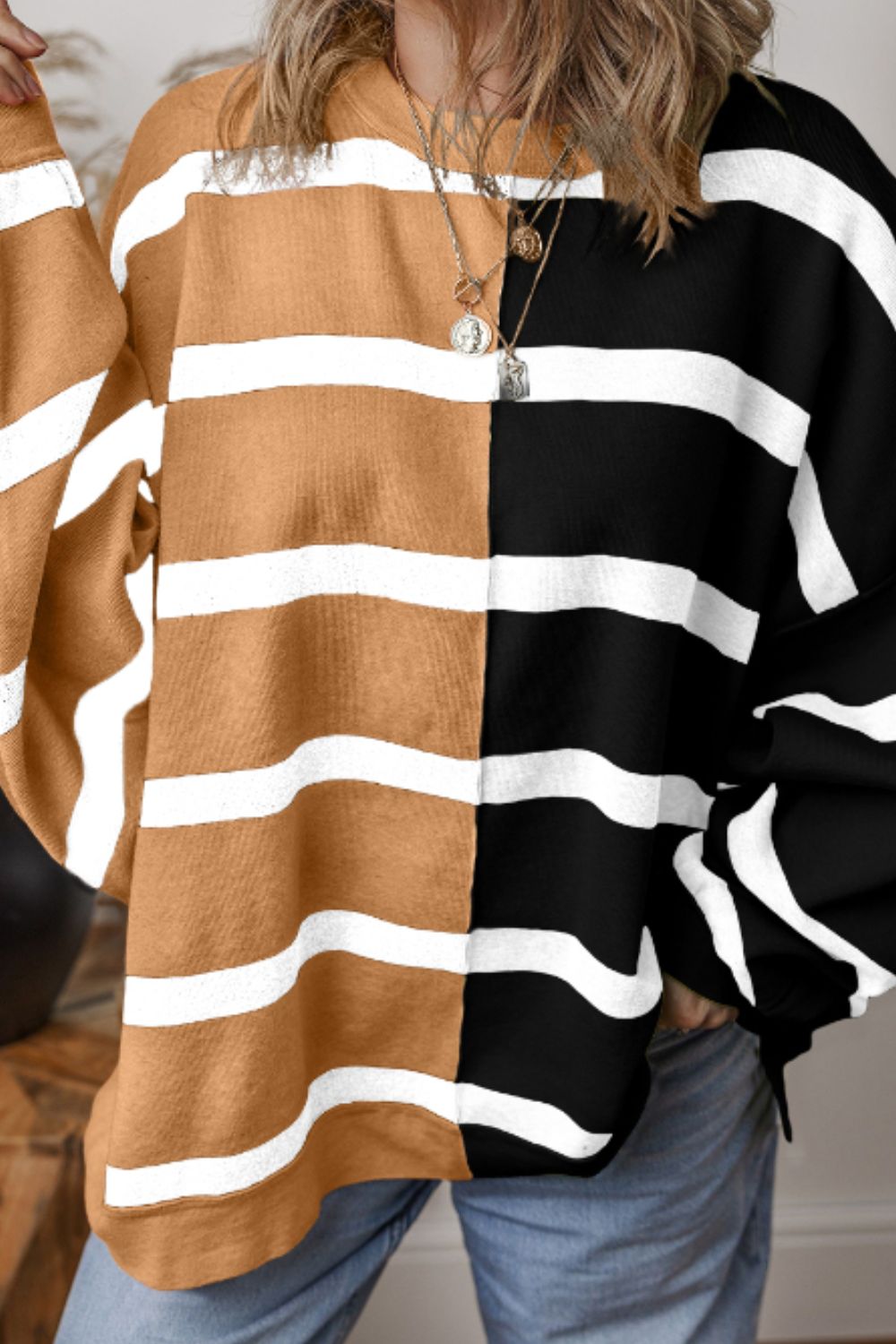 Xiomara® | Contrast striped long sleeve sweatshirt