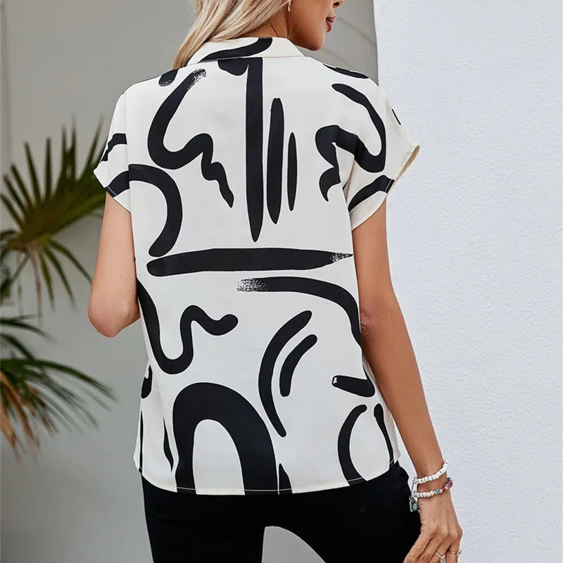 Nadia® | Elegant blouse with graphic print