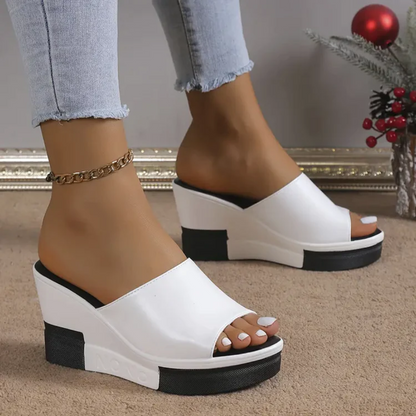 Camila® | Wedge sandals