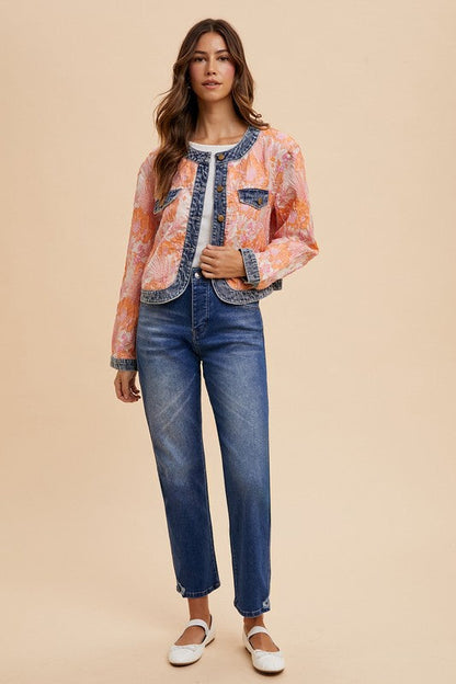 Thea® | Contrast button-down jacket in floral jacquard denim