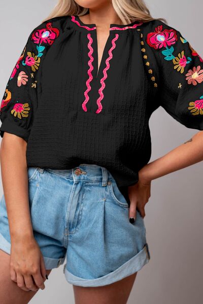 Sylvia® | Blouse with notched puff sleeves and floral embroidery