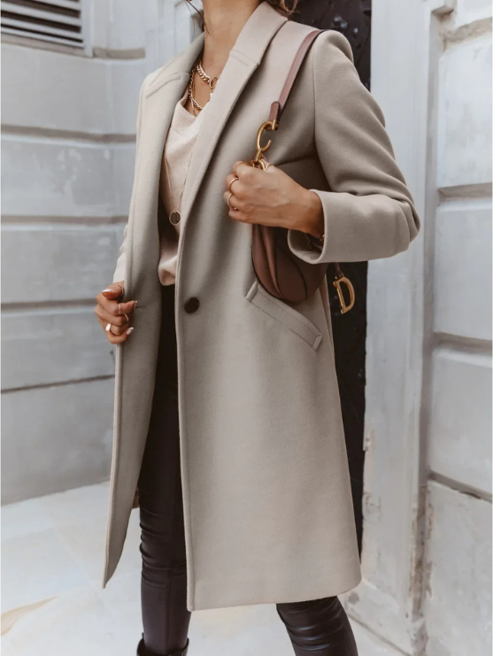 Adela® | Relaxed and timeless winter garment