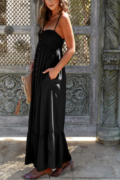 Penélope® | Black maxi dress with smocked buttons and spaghetti straps