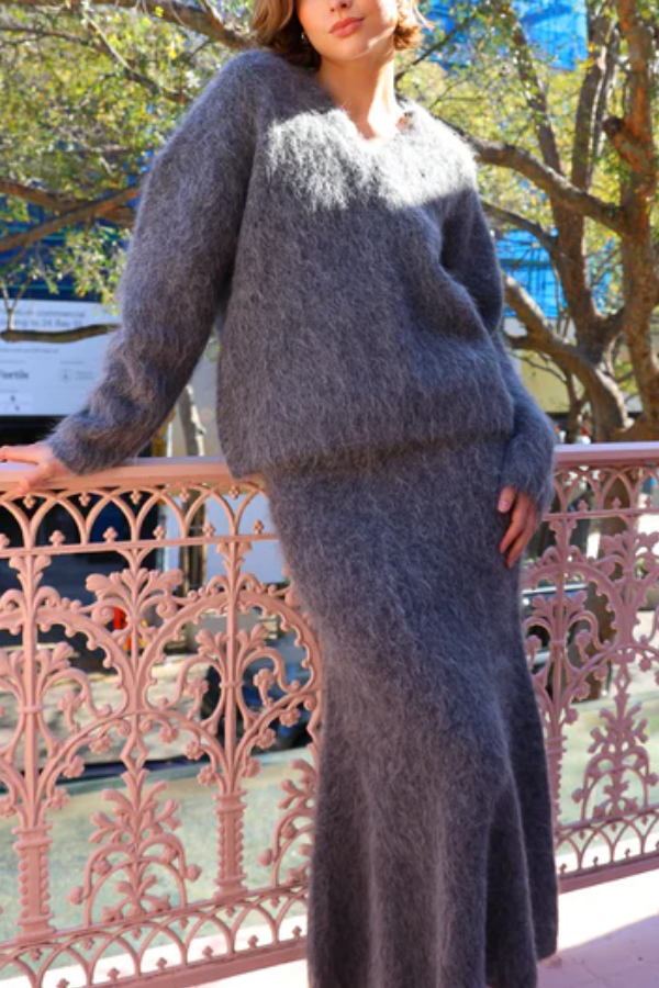 Veronica® | Anthracite gray fluffy sweater