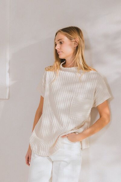 Zaida® | Structured knit top with a stand-up collar and short sleeves