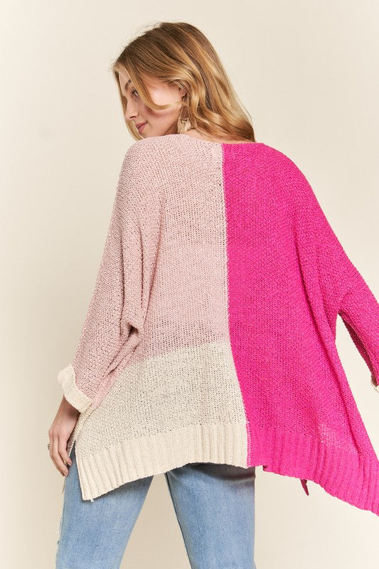 Octavia® | Long sleeve sweater with side slit and color block design