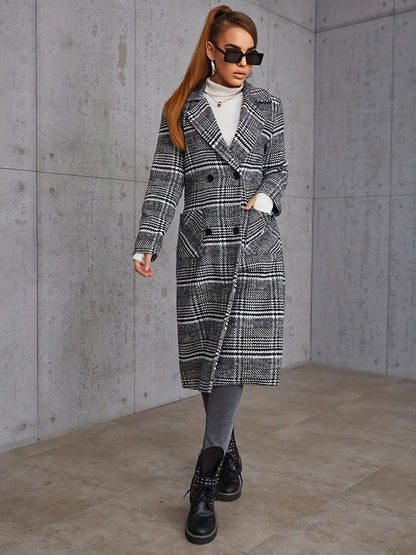 Quinlan® | Trendy, sophisticated checked coat with a double-breasted closure