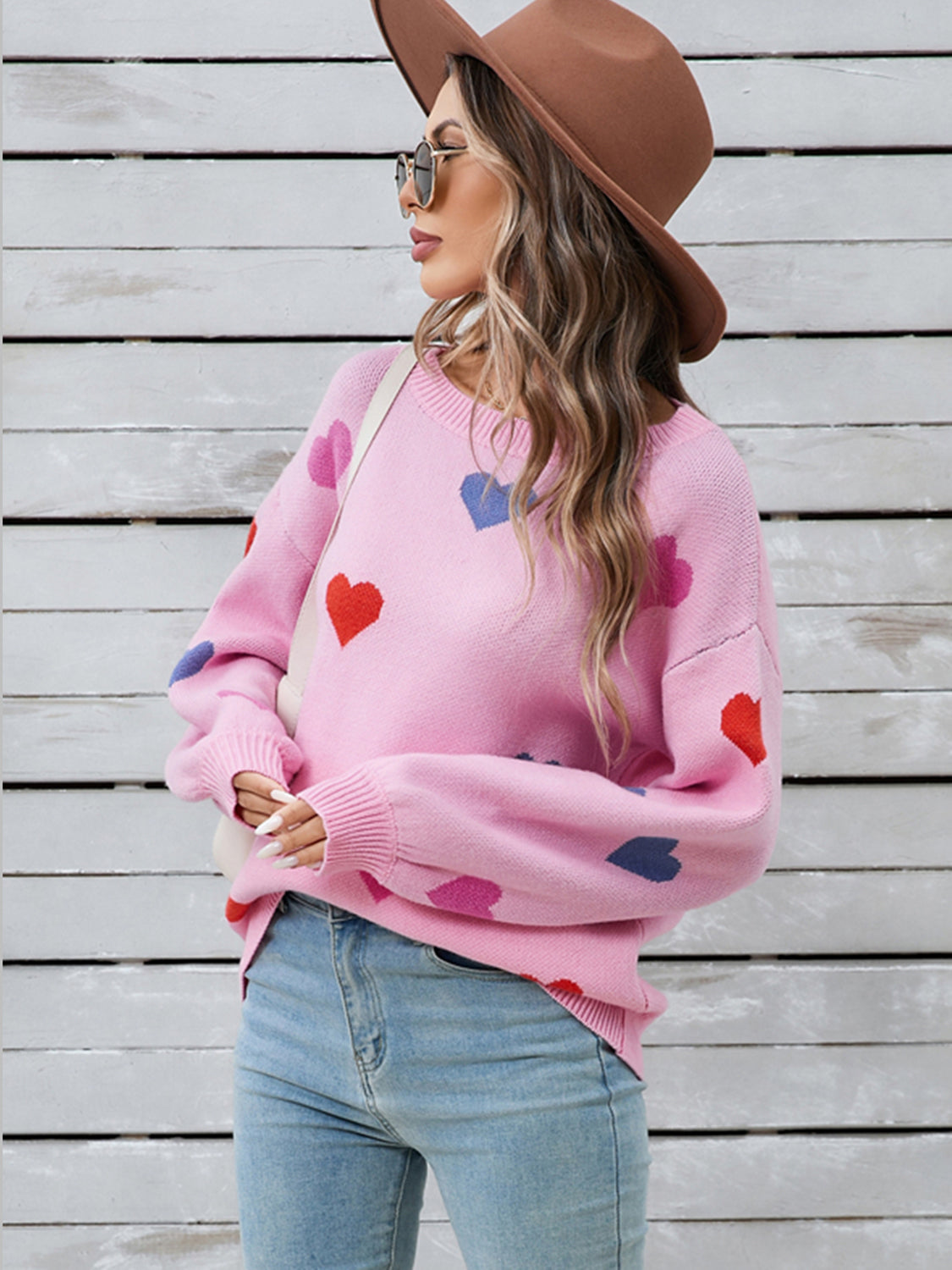 Ulla® | Heart-shaped, long-sleeved crew neck sweater