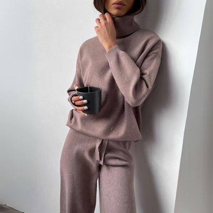 Tania® | Comfortable turtleneck combination set