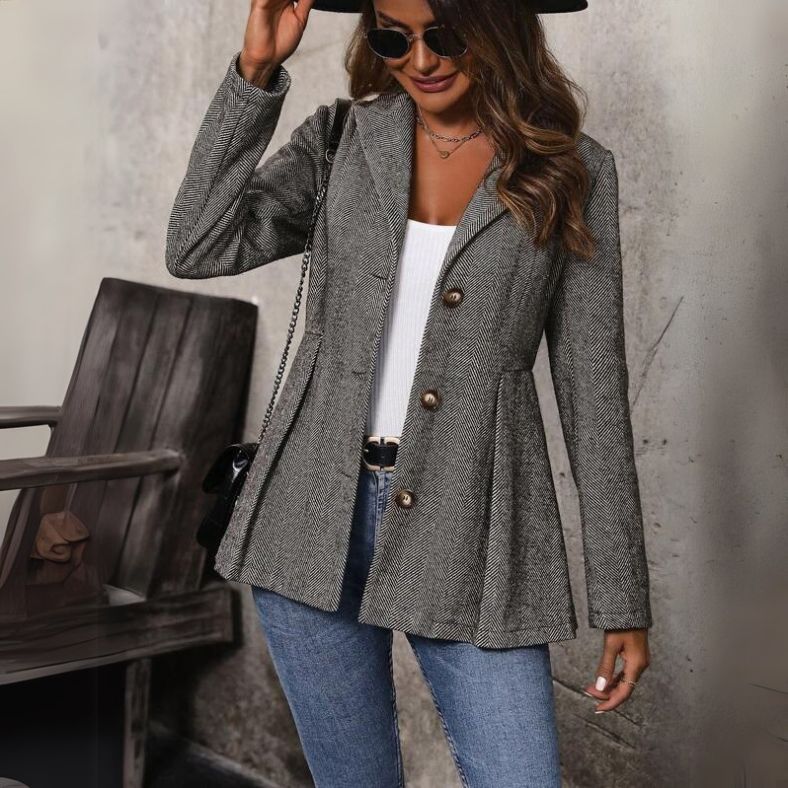 Zulema® | Classic women's blazer with button closure