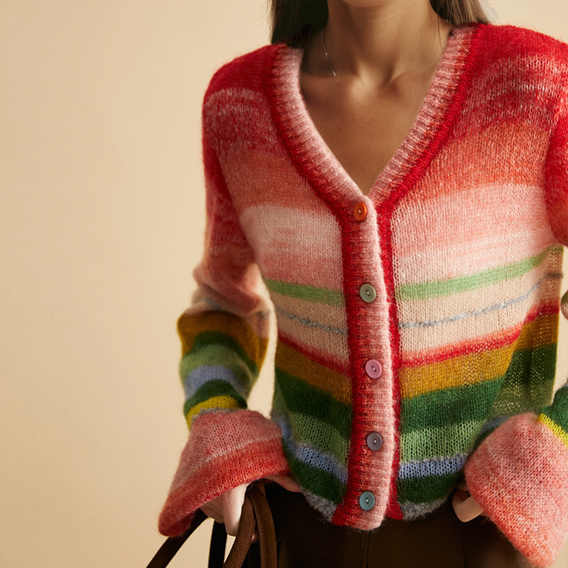 Verónica® | Retro cardigan with multicolored stripes