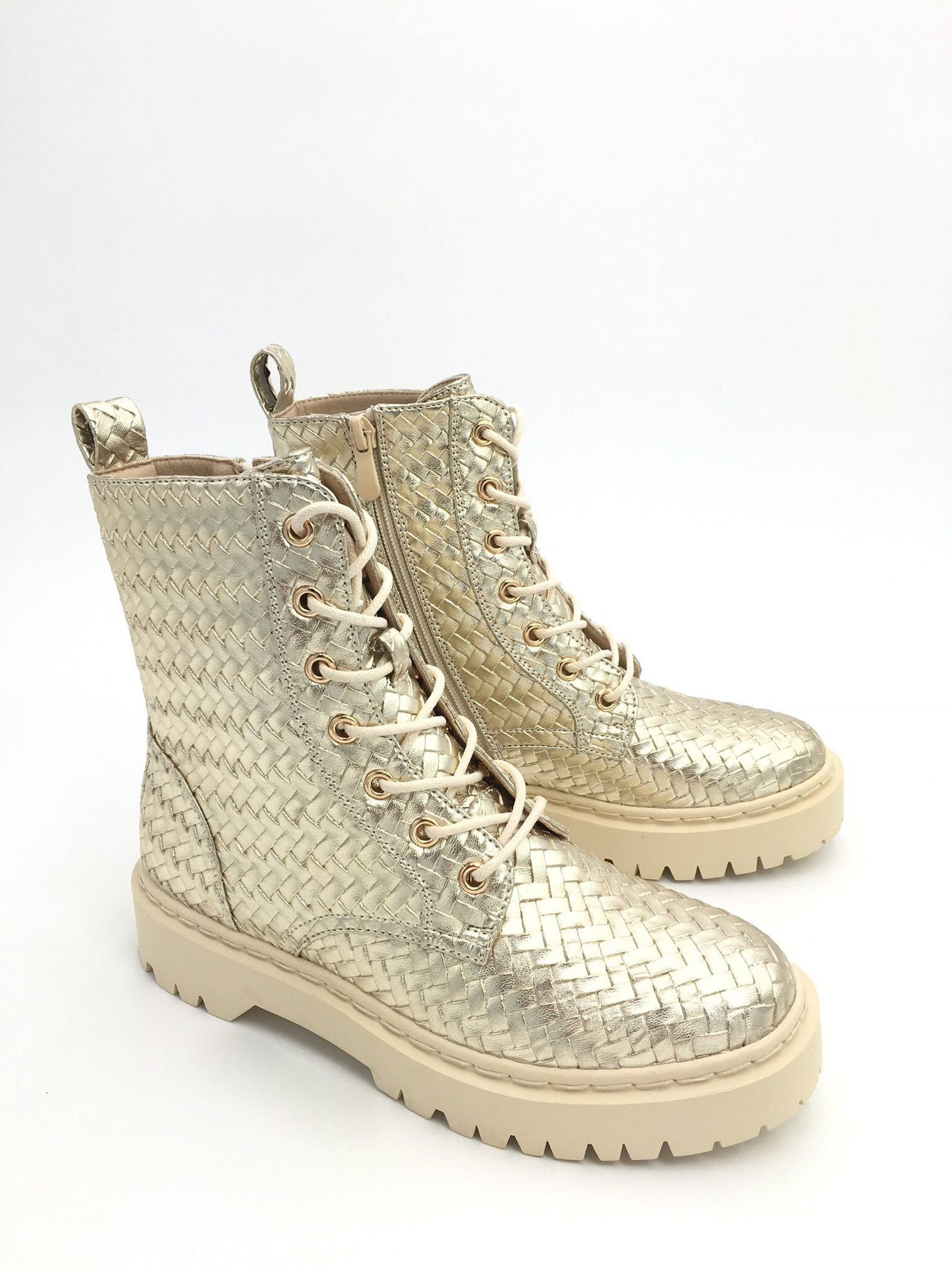 Tamar® | golden boots