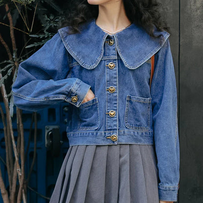 Amanda® | Women's denim jacket with Peter Pan collar