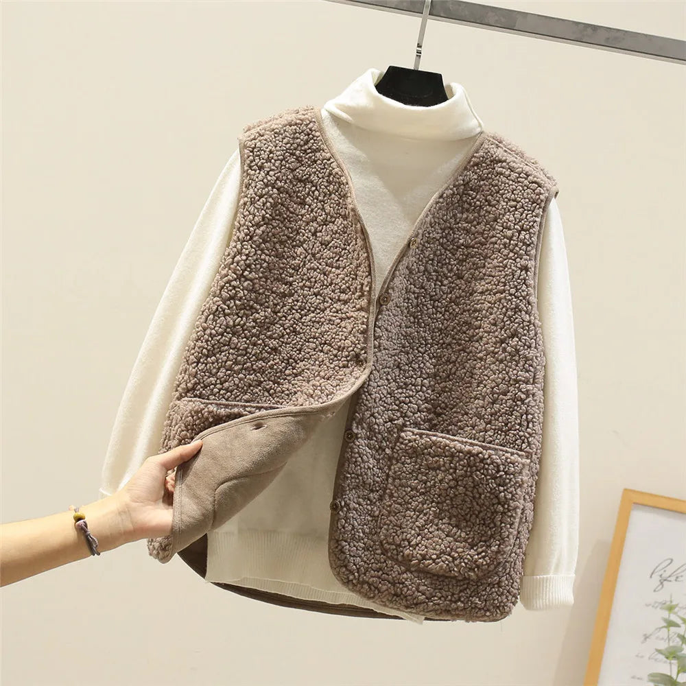 Teodora® | Comfortable and warm elegant vest