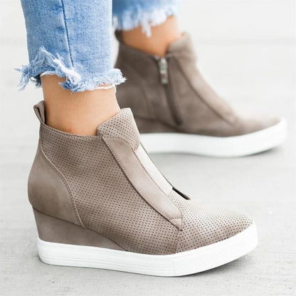 Zenaida® | Fall wedge sneakers