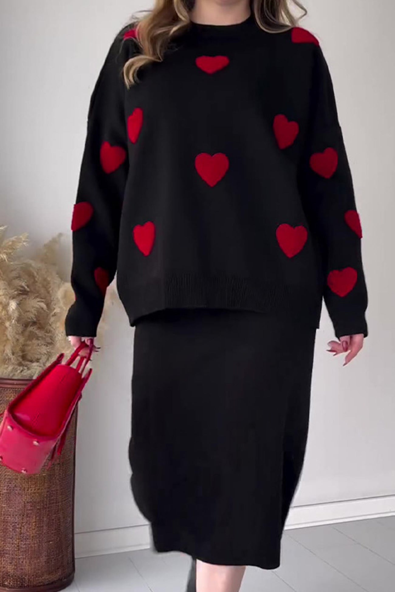 Nathalie® | Heart graphic sweater and midi skirt knit suits