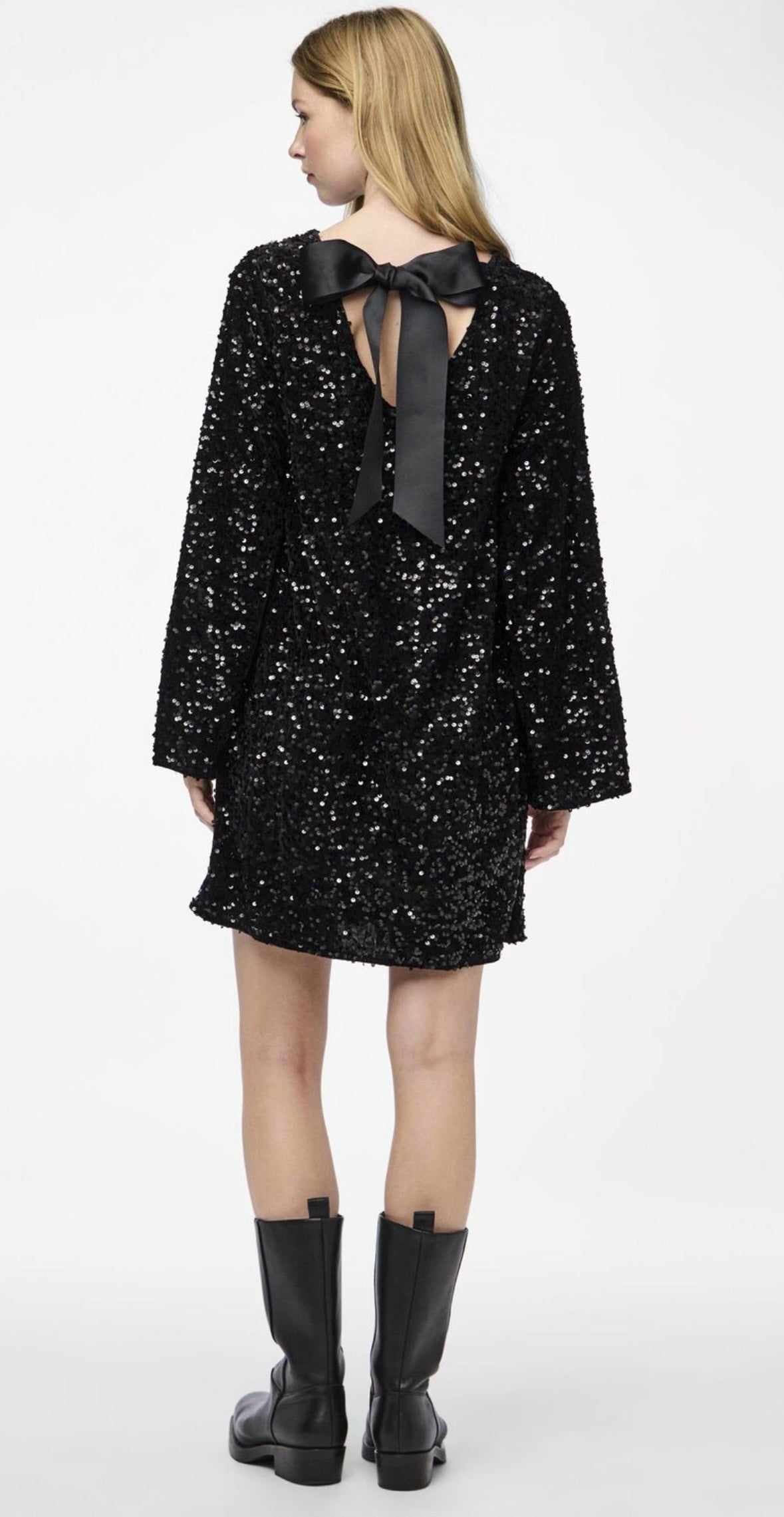 Wilhelmina® | Glitter dress