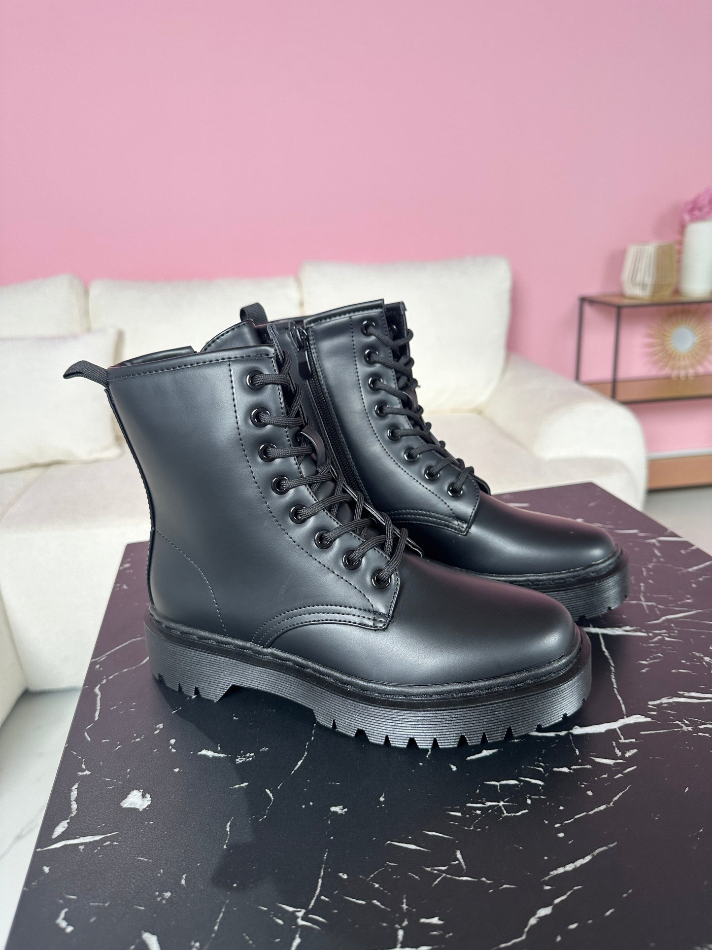 Teresa® | black boots