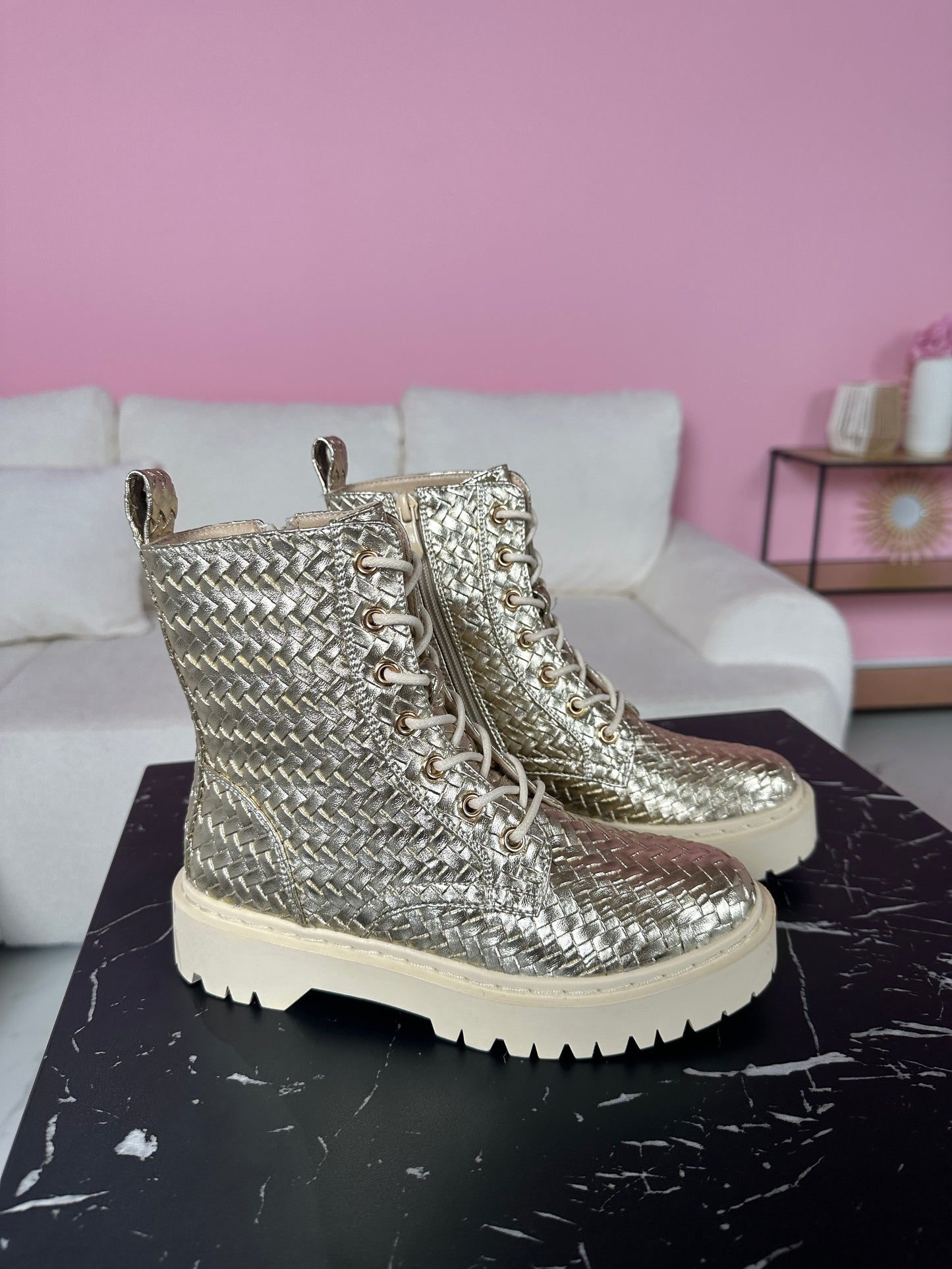 Tamar® | golden boots