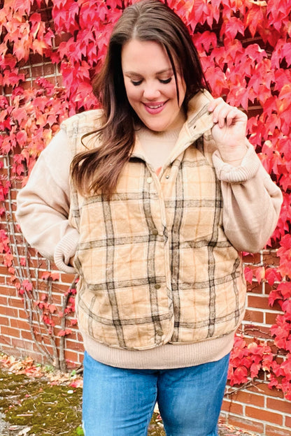 Yolaina® | Taupe-colored, checked, padded quilted vest with snap fasteners