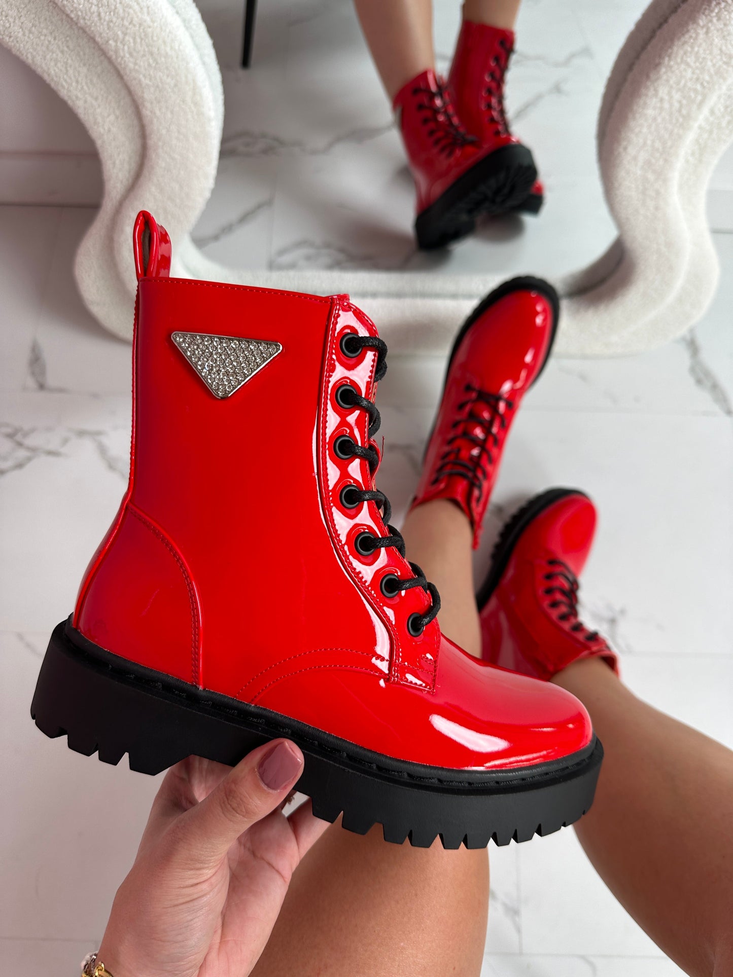 Stella® | Shiny red boots