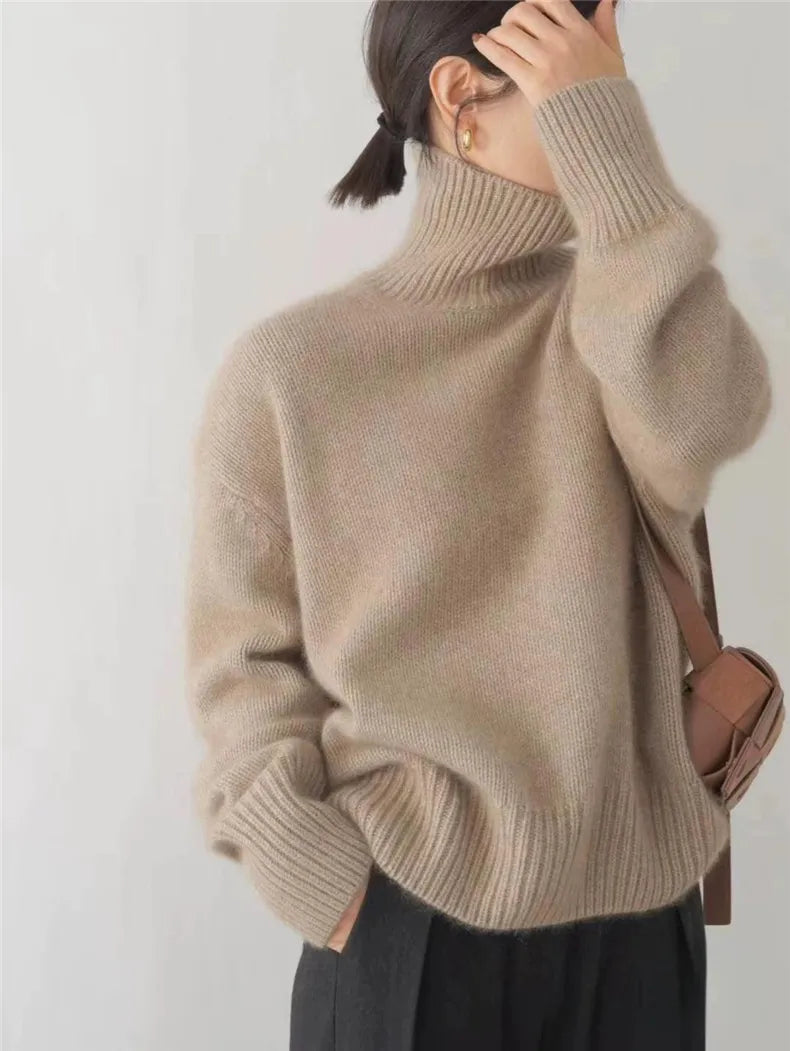 Amanda® | Soft turtleneck sweater