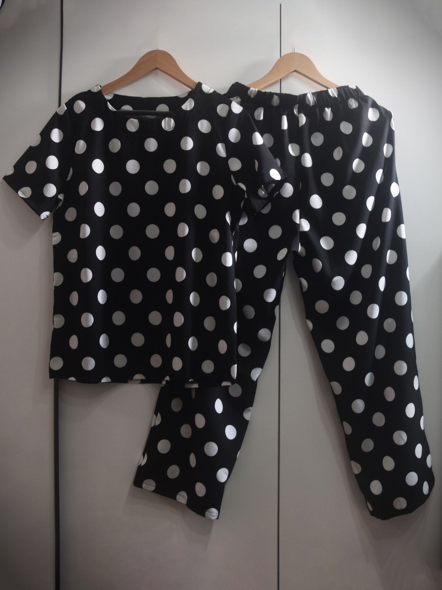 Sydney® | Polka dot shirt and pants set