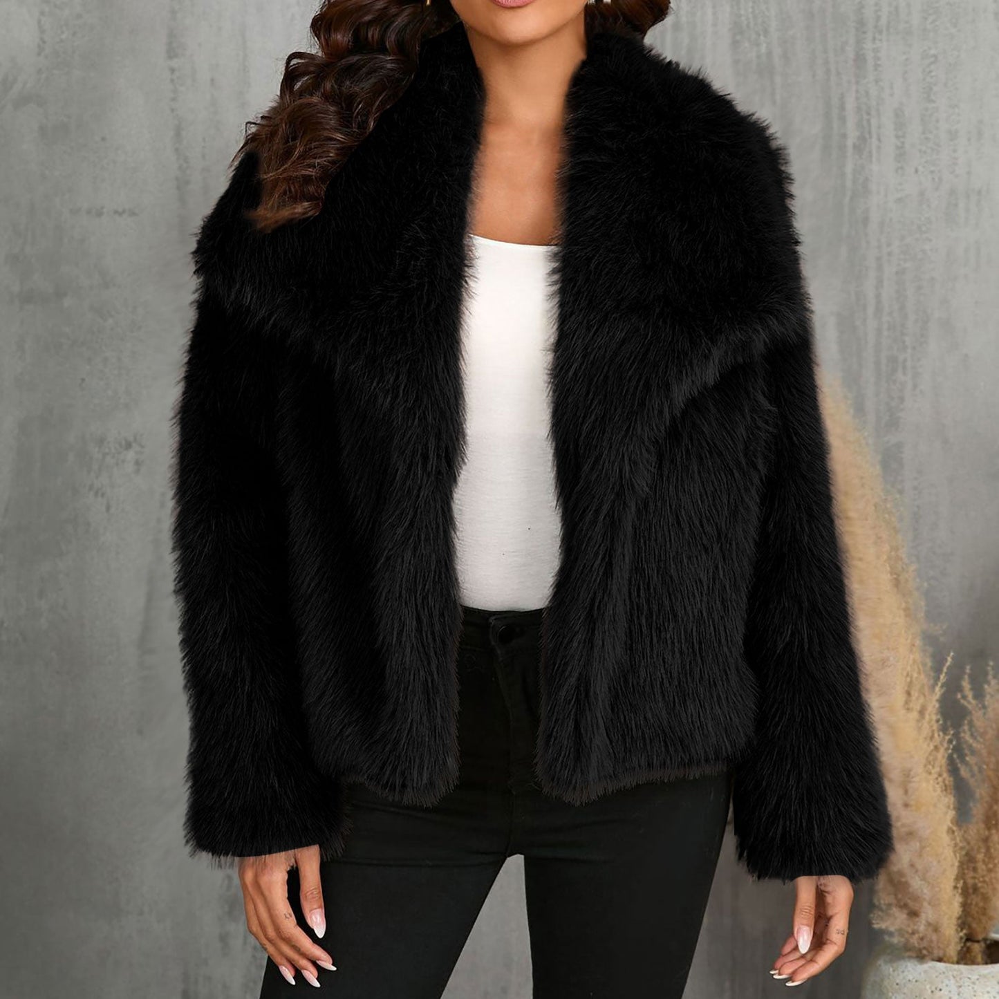 Alba® | Elegant faux fur jacket