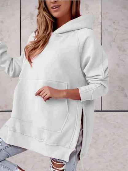 Tatiana® | Easy to wear oversized sweatshirt with hood, side slits and loose pockets