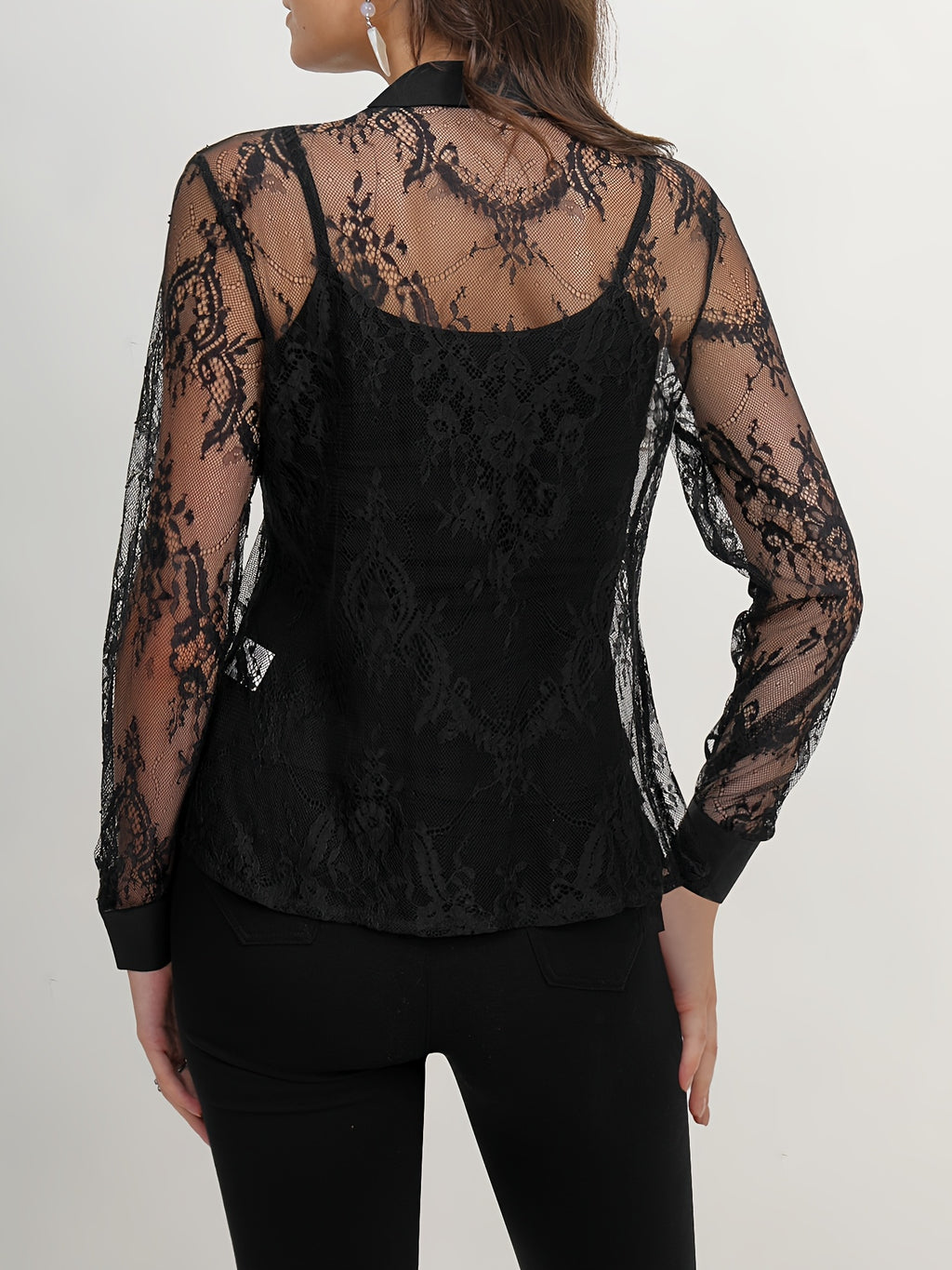 Teresa® | Elegant blouse with lace and button closure