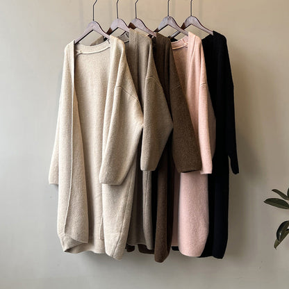 Amparo® | Fashionable and minimalist winter cardigan