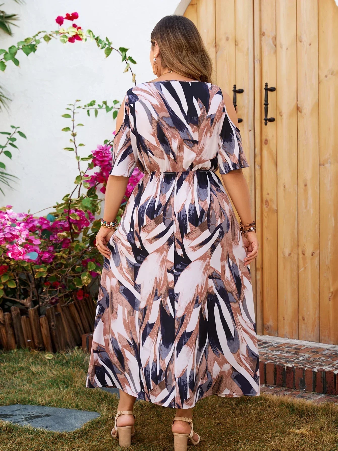 Tatiana® | Plus size printed long dress with zip fastening