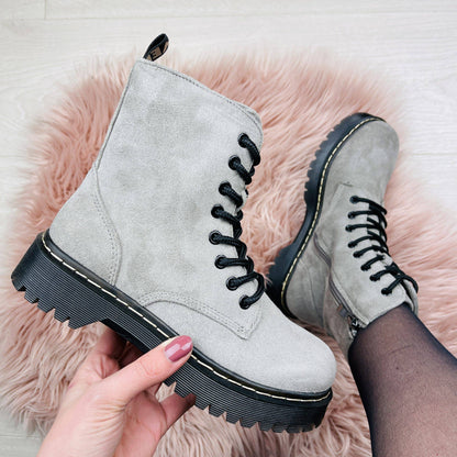 Teodora® | gray boots